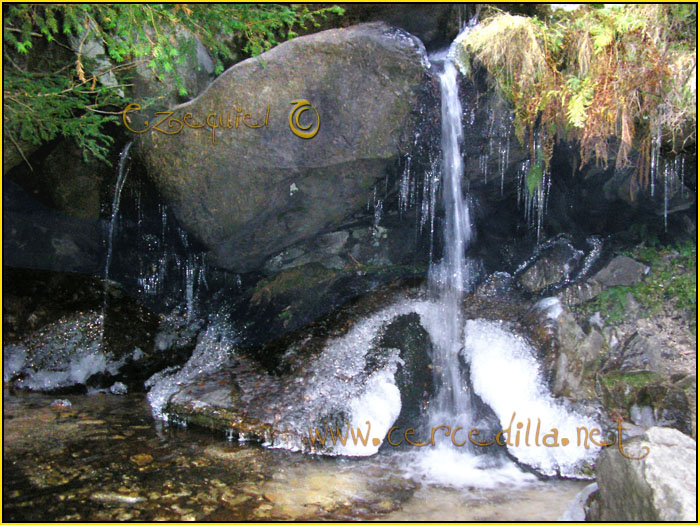 Tarjeta postal de Cercedilla el hielo 02