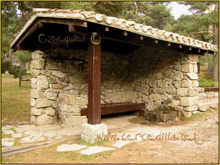 Tarjeta postal de Cercedilla de Navarrolaque 02